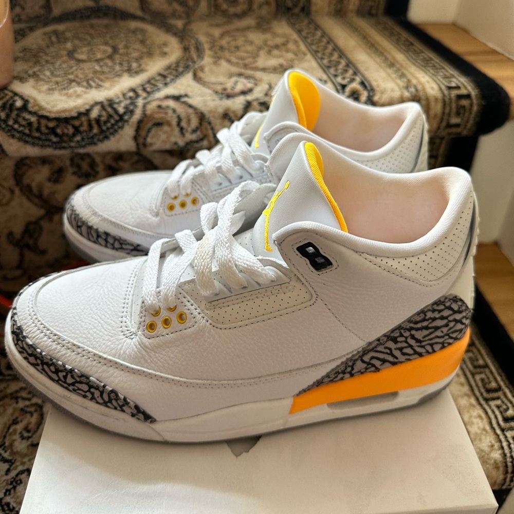 Jordan 3 Retro Laser Orange